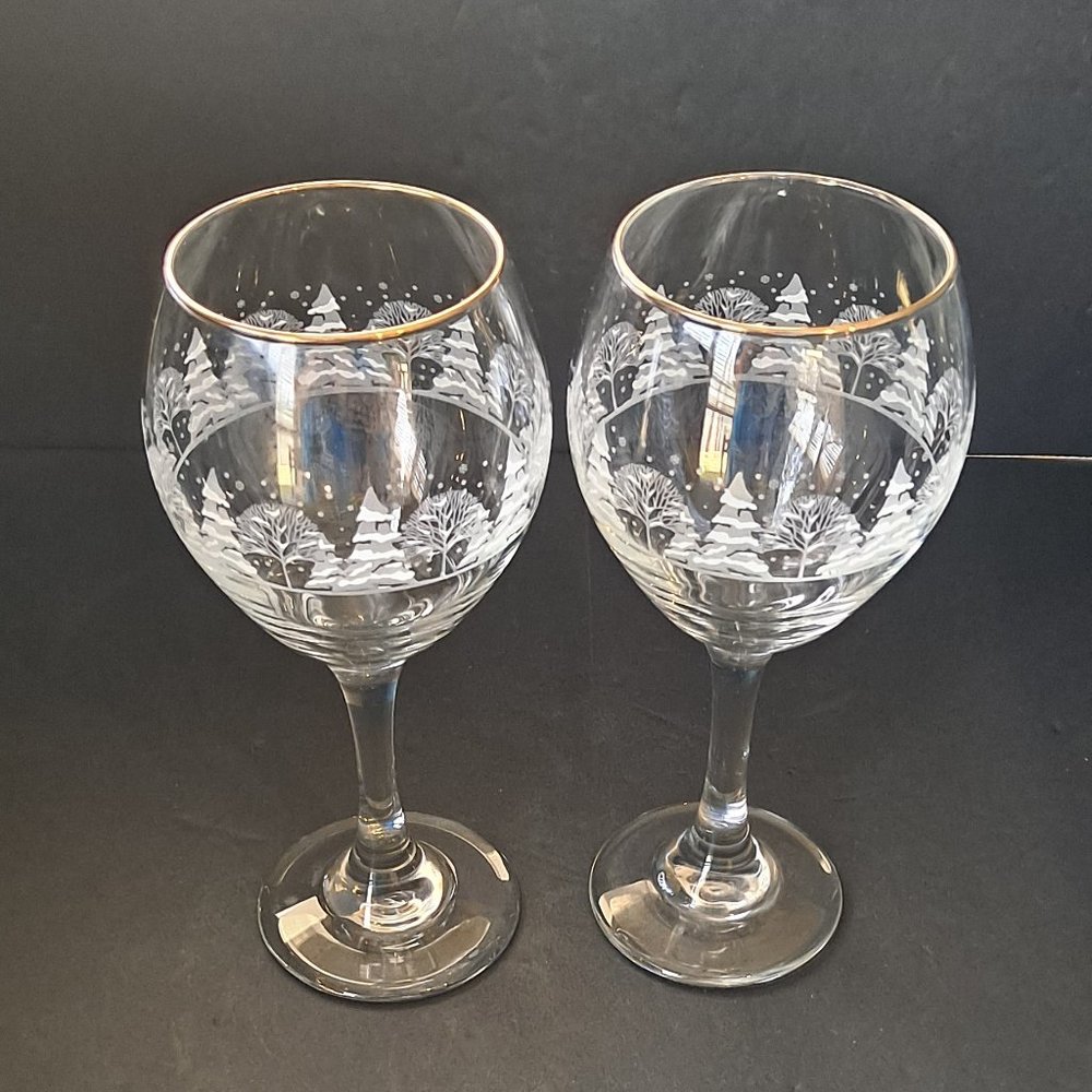 LIBBY CHRISTMAS WINE GLASSES